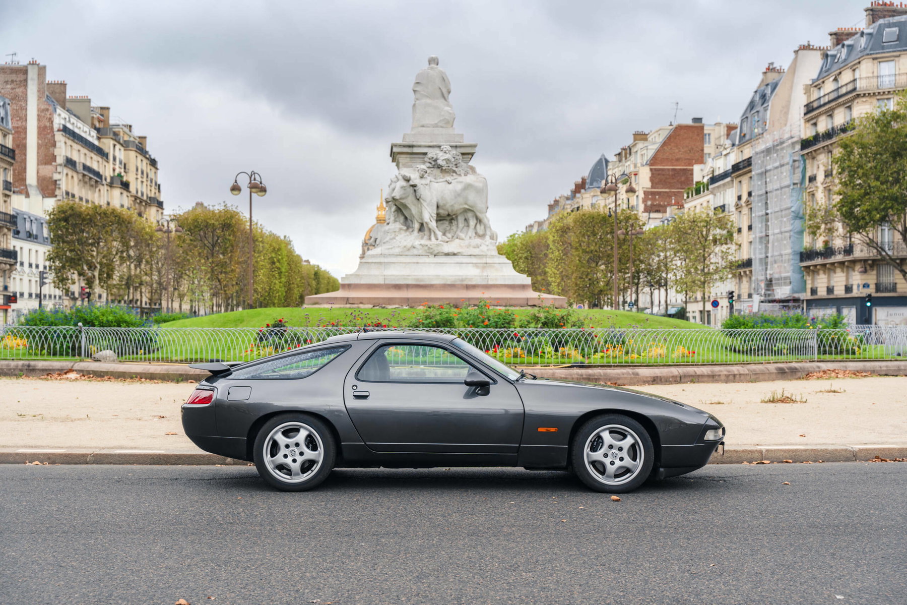 Porsche 928 GTS 1993 - elferspot.com - Marketplace for Porsche