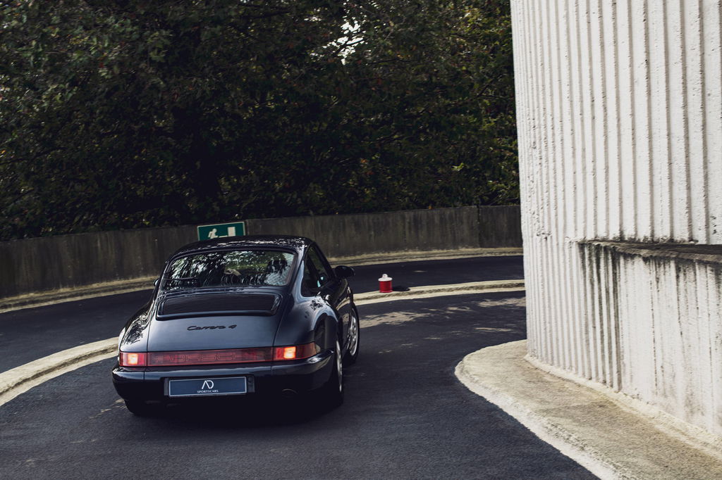 Porsche 964 Carrera 4