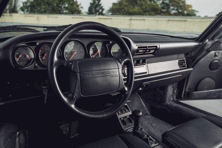 Porsche 964 Carrera 4