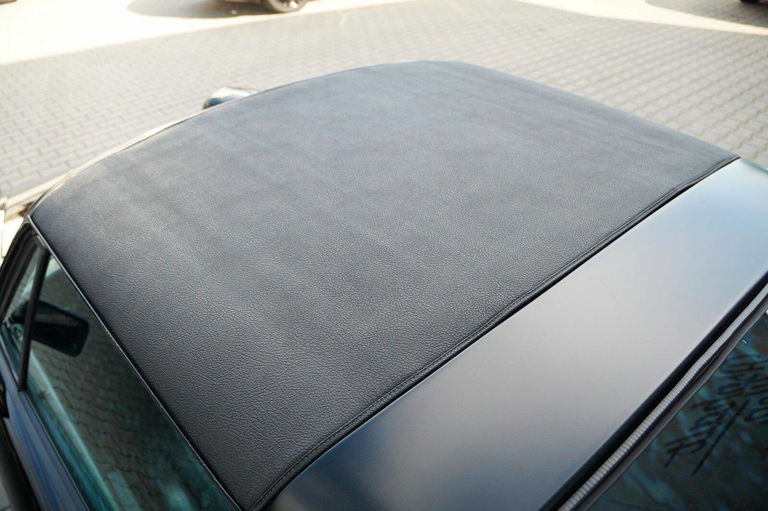 Porsche 911 Carrera 3.2 (US)