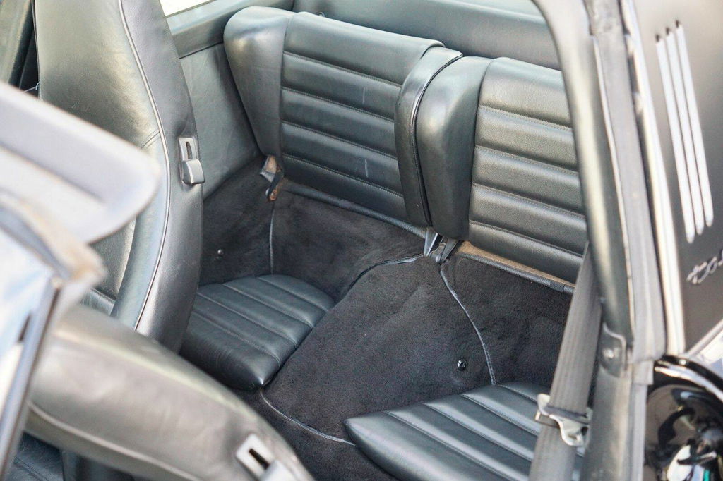 Porsche 911 Carrera 3.2 (US)