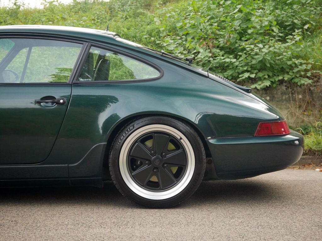 Porsche 964 Carrera 4