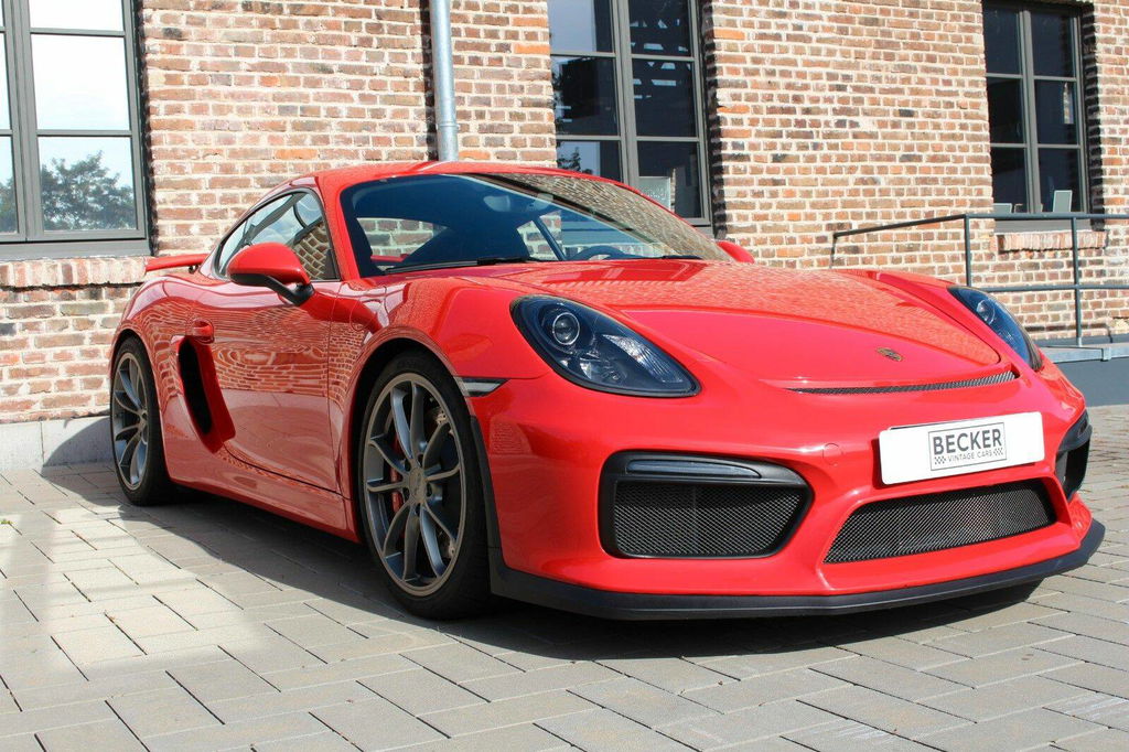 Porsche 981 Cayman GT4