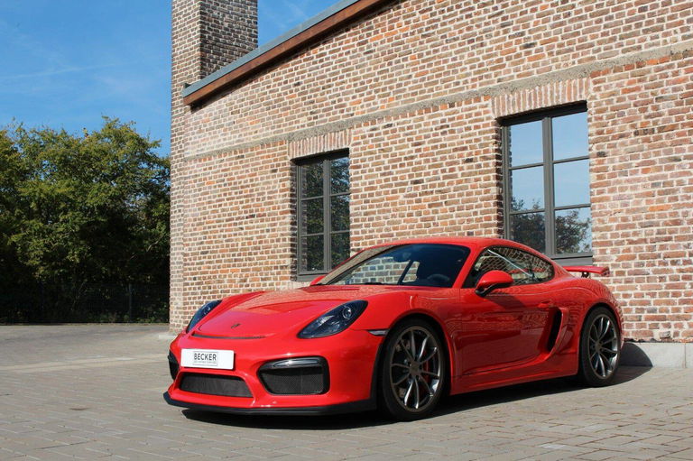 Porsche 981 Cayman GT4