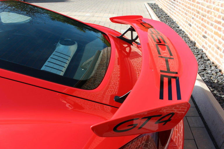 Porsche 981 Cayman GT4