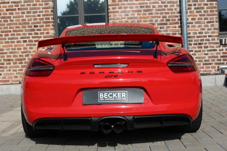 Porsche 981 Cayman GT4