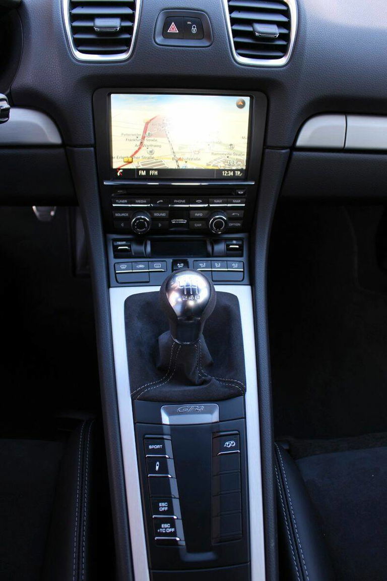 Porsche 981 Cayman GT4