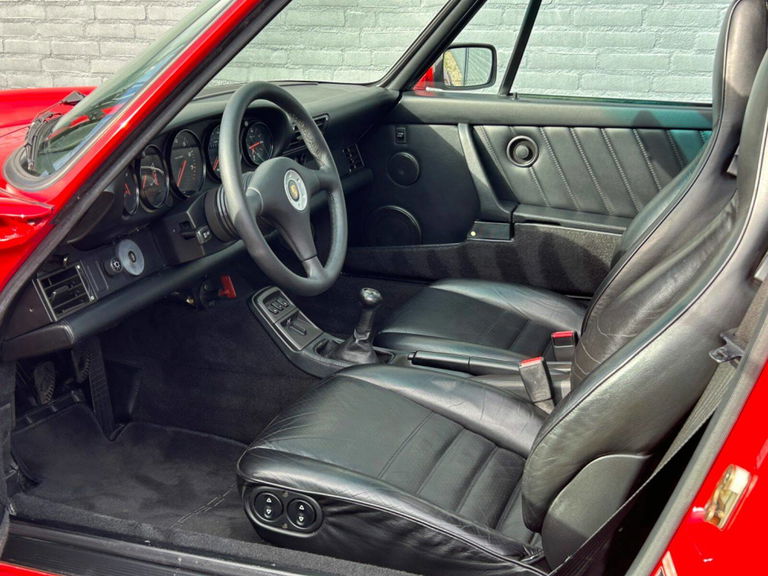 Porsche 964 Carrera 4