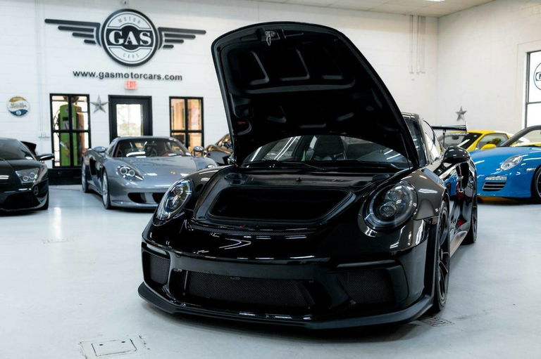 Porsche-991.2-GT3RS-forsale