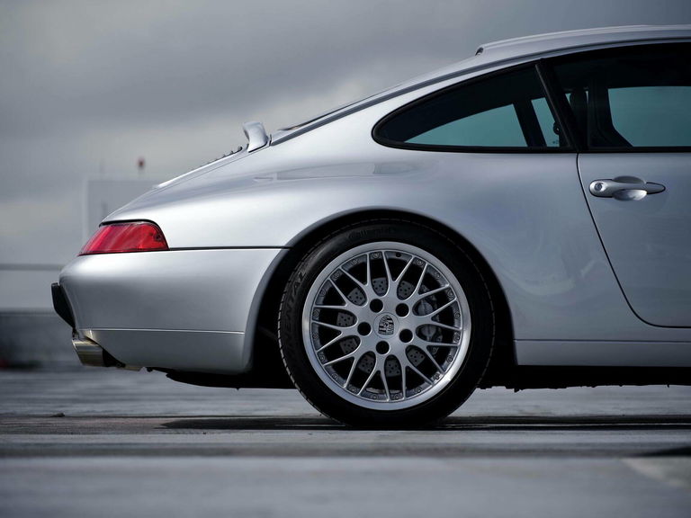 Porsche 993 Carrera 4