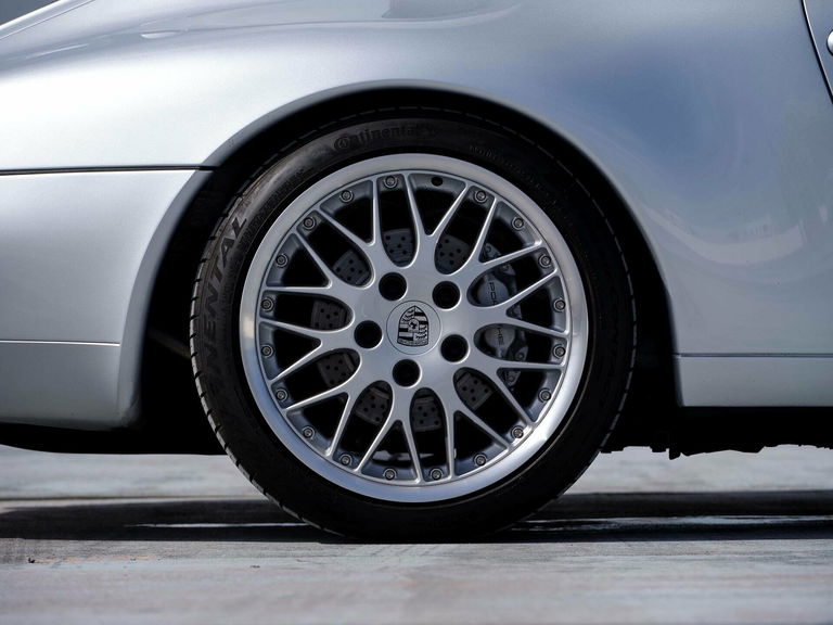 Porsche 993 Carrera 4