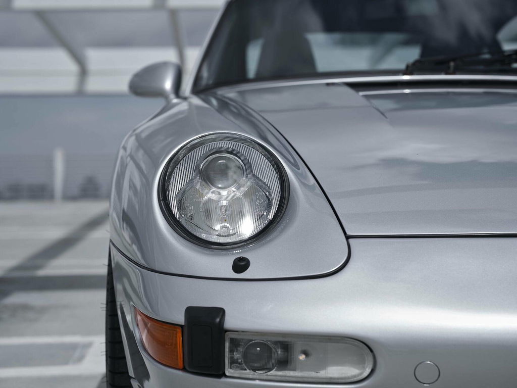 Porsche 993 Carrera 4