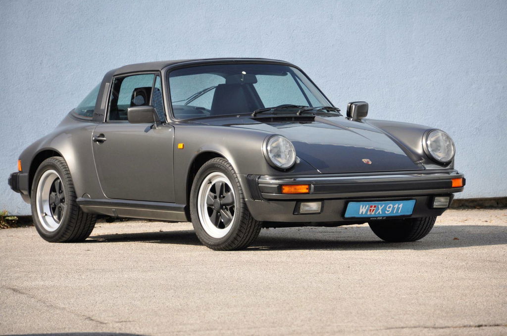 Porsche 911 Carrera 3.2