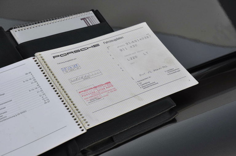 Porsche 911 Carrera 3.2