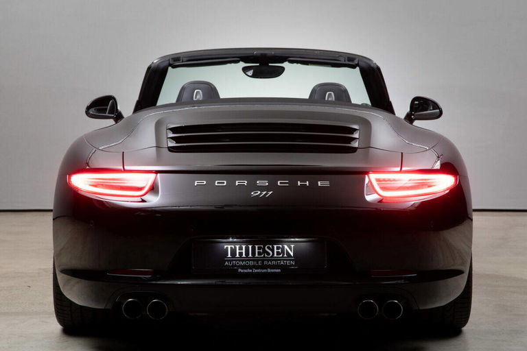 Porsche 991 Carrera Black Edition