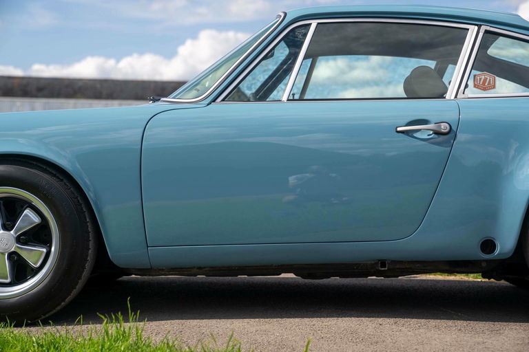 Porsche 911 Backdate