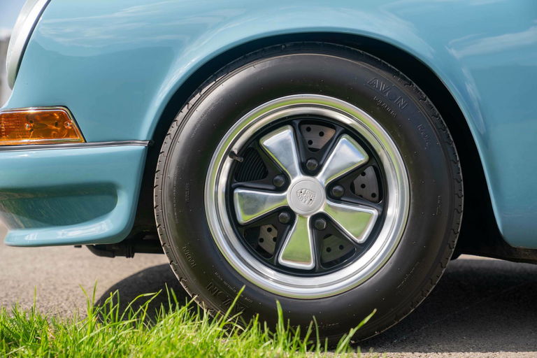 Porsche 911 Backdate