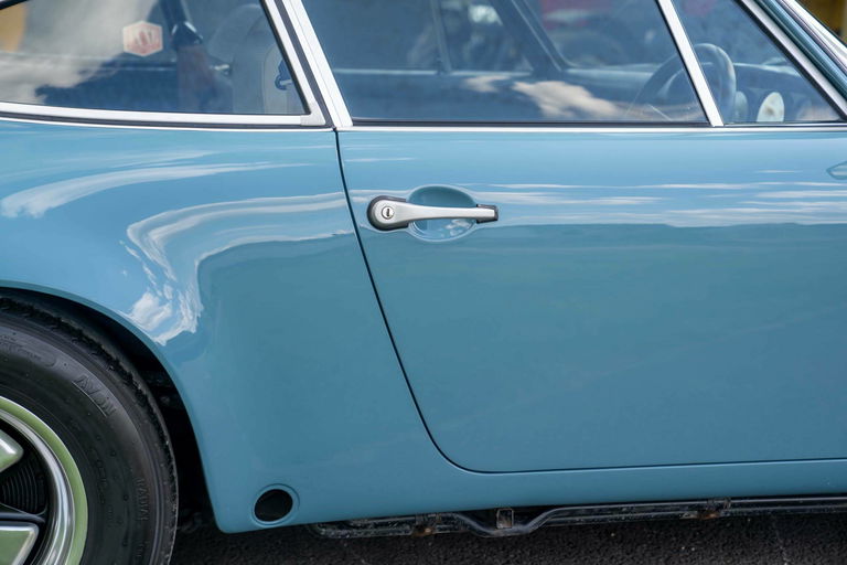 Porsche 911 Backdate