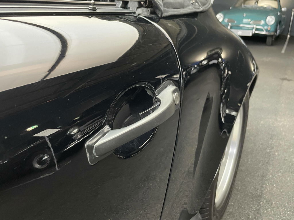 Porsche 911 Carrera 3.2 (US)