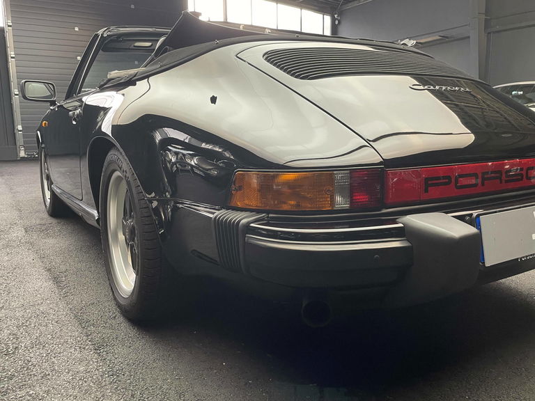 Porsche 911 Carrera 3.2 (US)