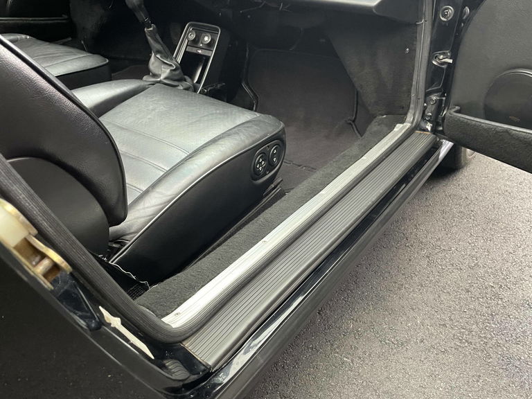 Porsche 911 Carrera 3.2 (US)