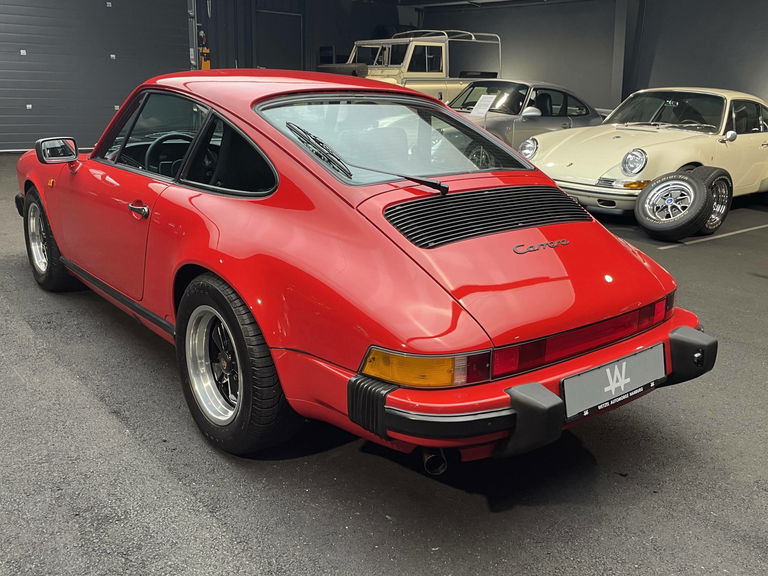Porsche 911 Carrera 3.2