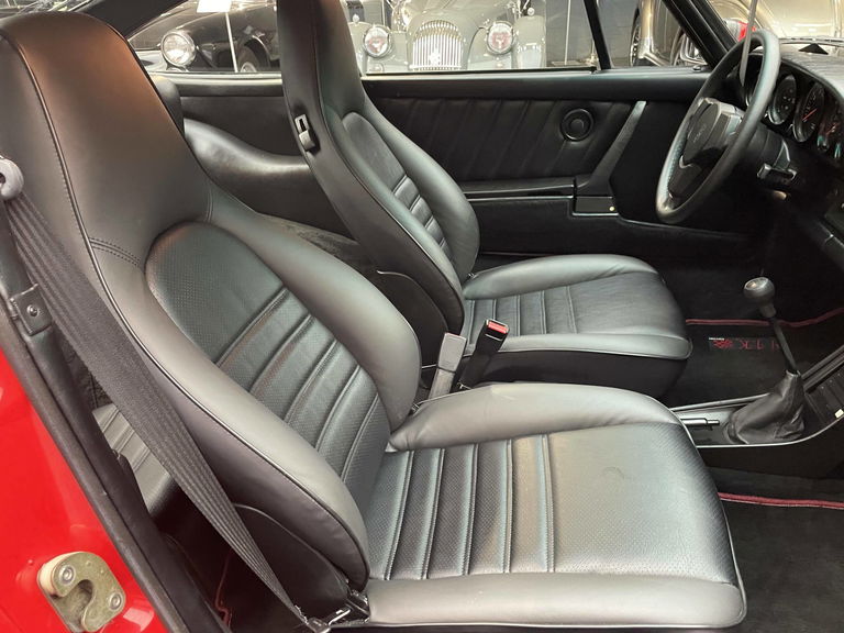 Porsche 911 Carrera 3.2