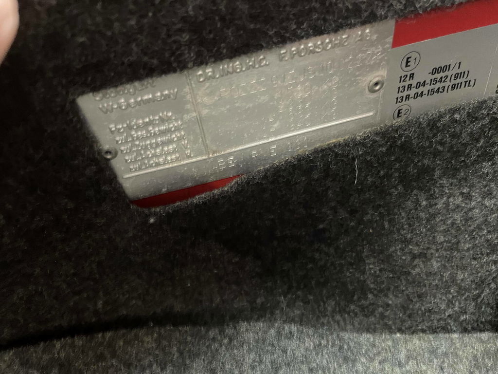 Porsche 911 Carrera 3.2