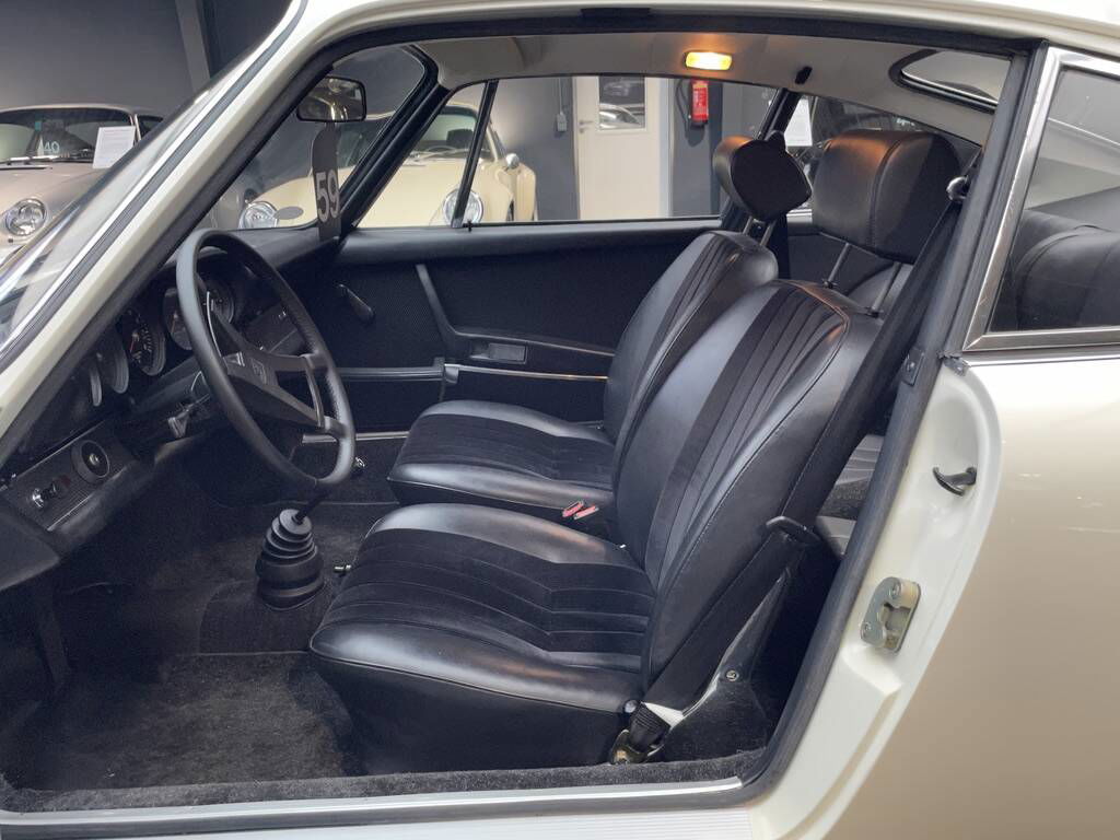 Porsche 911 S (F-Modell)