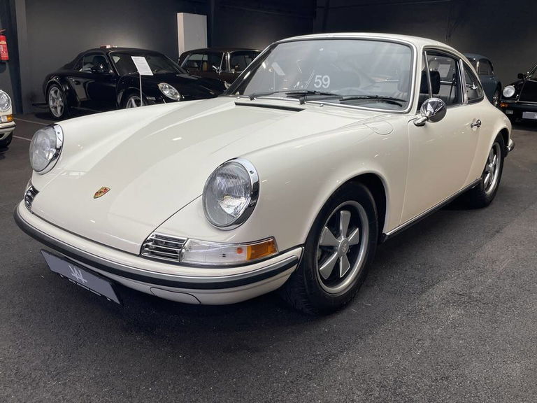 Porsche 911 S (F-Modell)