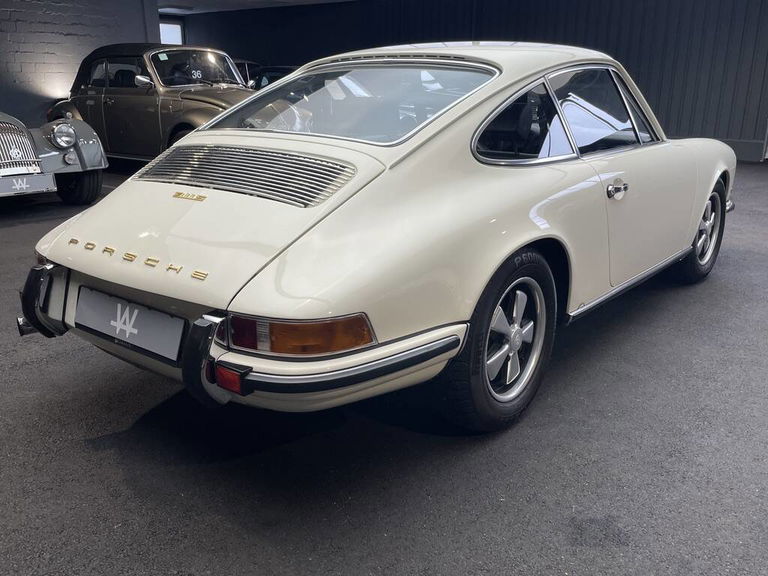 Porsche 911 S (F-Modell)