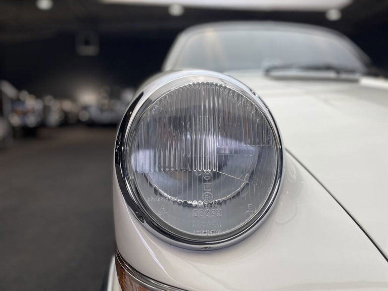Porsche 911 S (F-Modell)