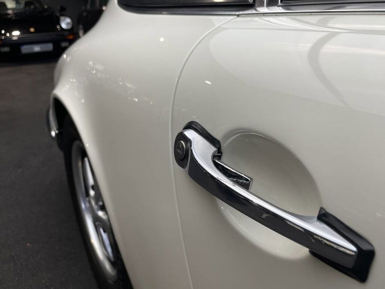 Porsche 911 S (F-Modell)