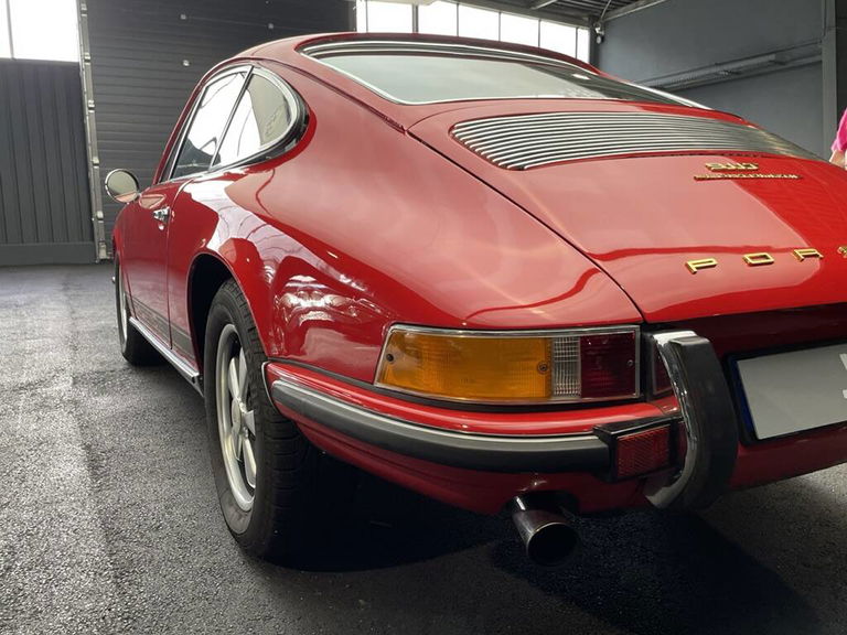 Porsche 911 T