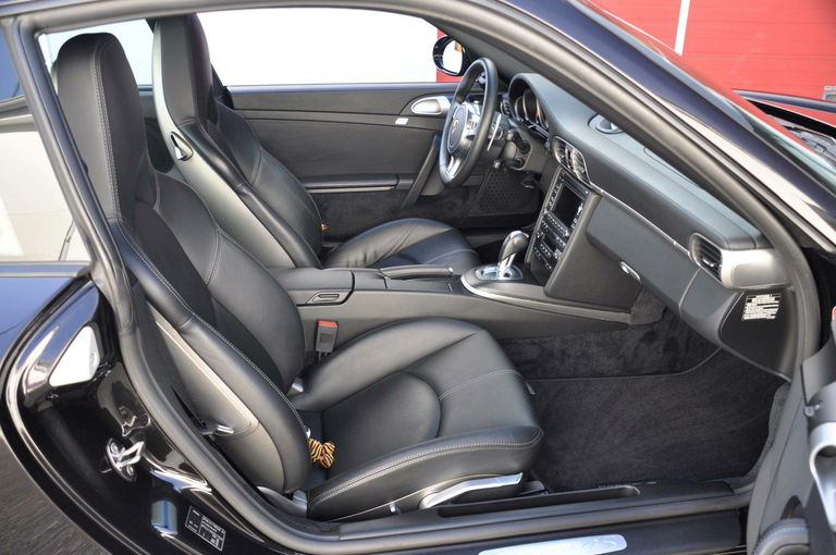 Porsche 997.2 Carrera 4S