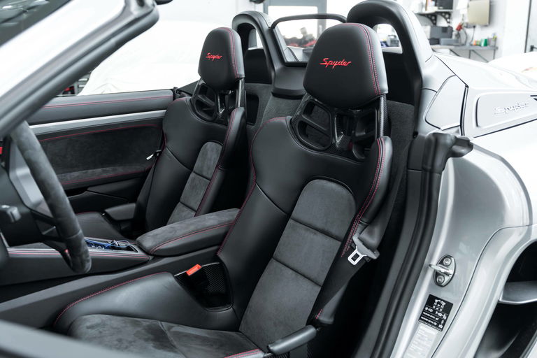 Porsche 718 Spyder