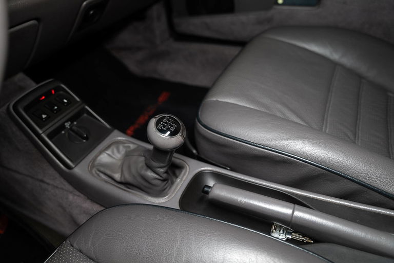 Porsche 964 Carrera 2