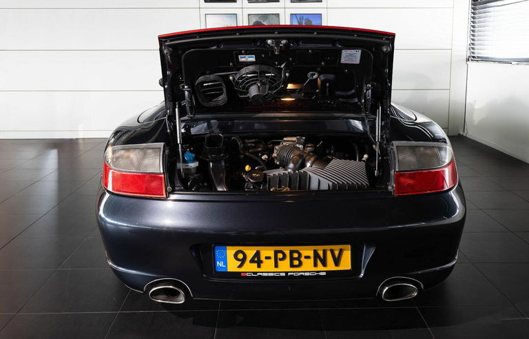 Porsche 996 Carrera 4S