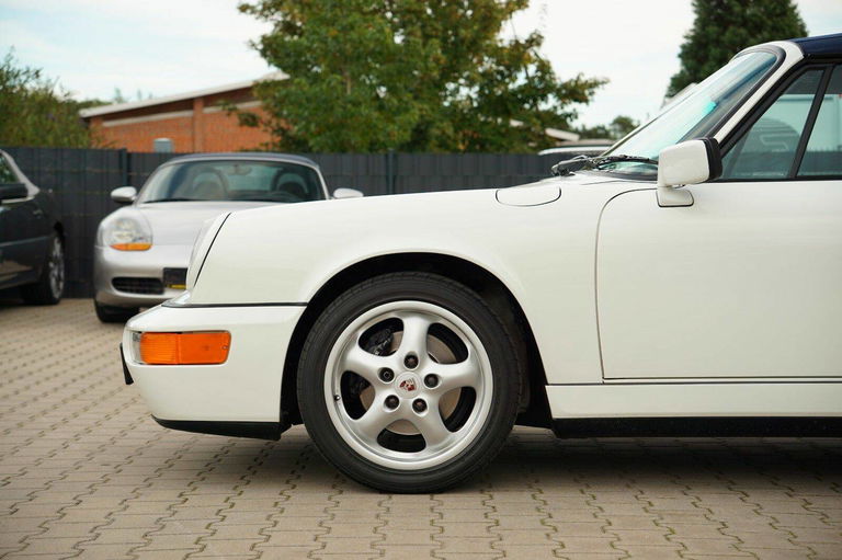 Porsche 964 Carrera 2