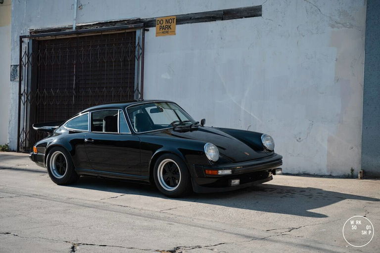 Porsche 911 Carrera