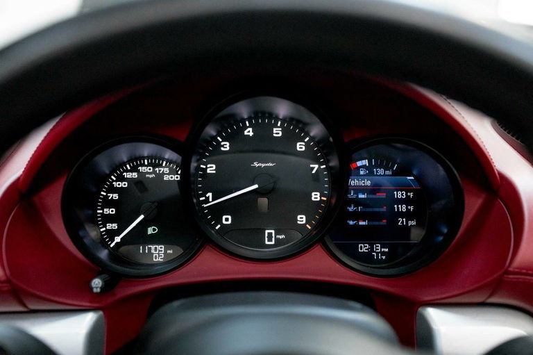 Porsche 718 Spyder