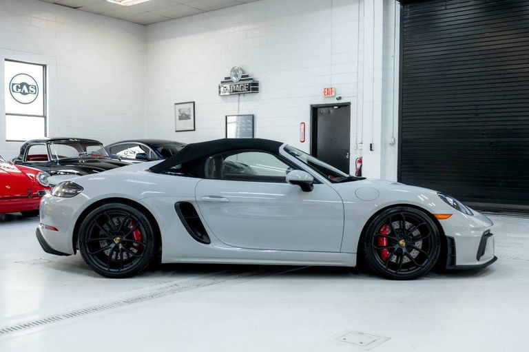 Porsche 718 Spyder