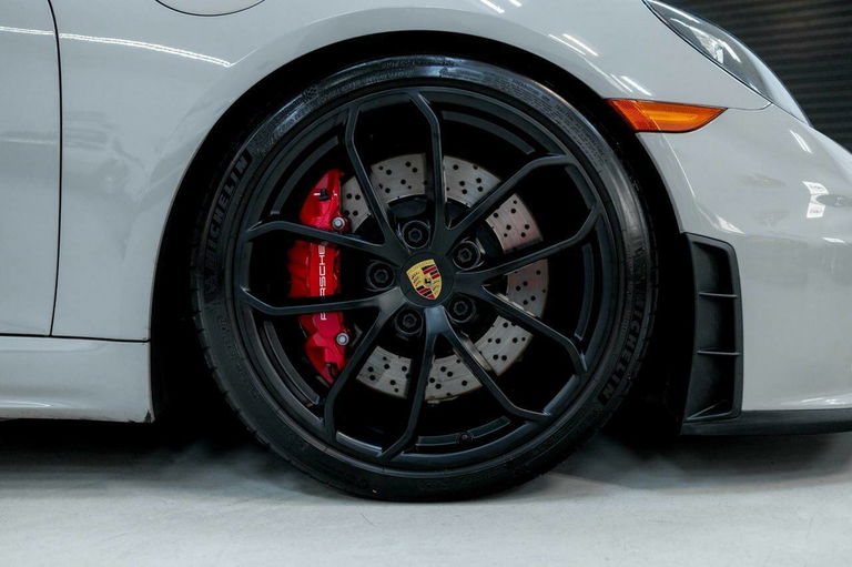 Porsche 718 Spyder