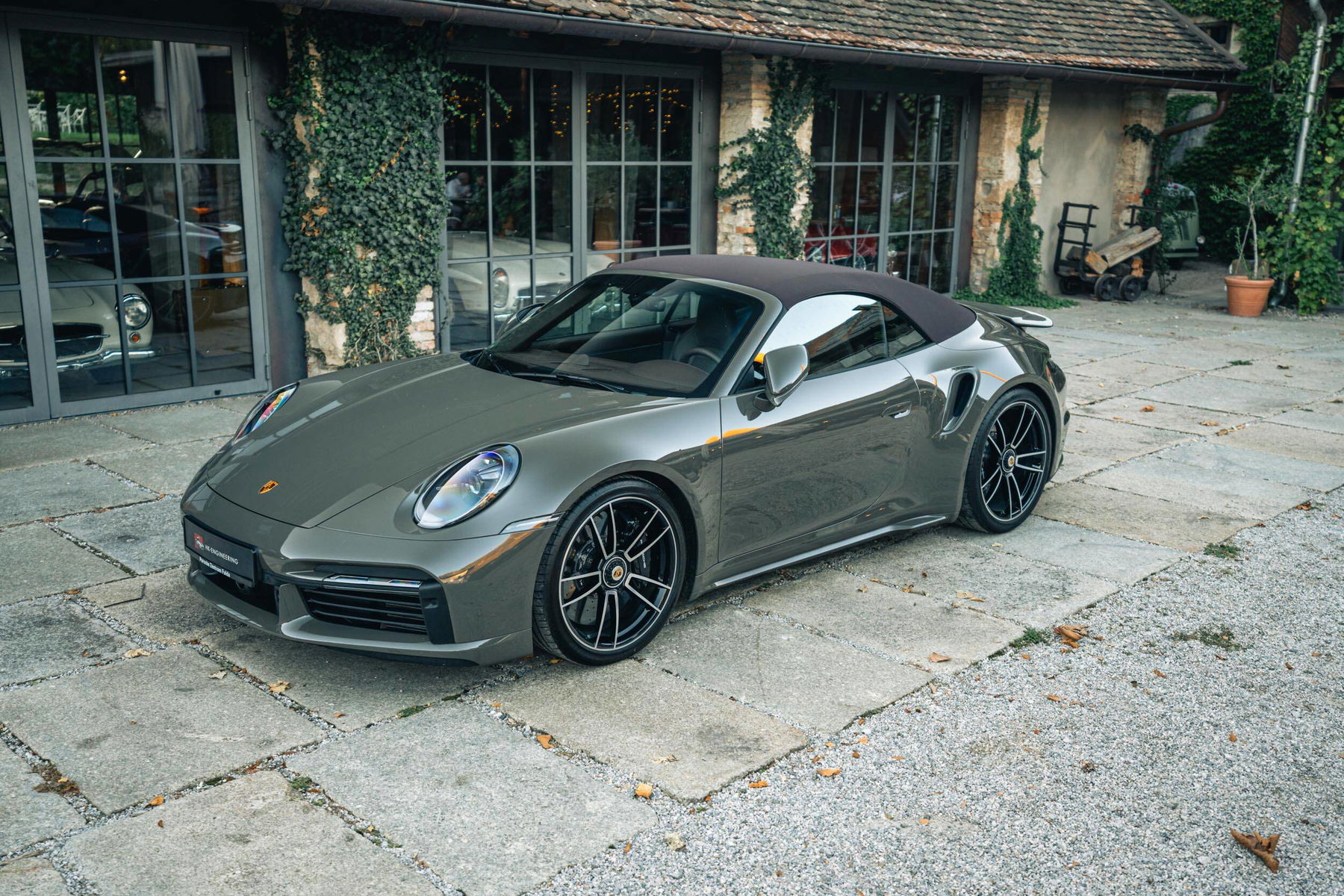 992 turbo s aventurine green