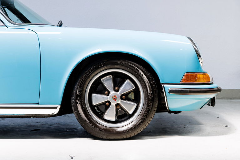 Porsche 911 E