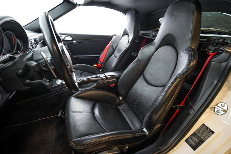 Porsche 997.2 Carrera GTS