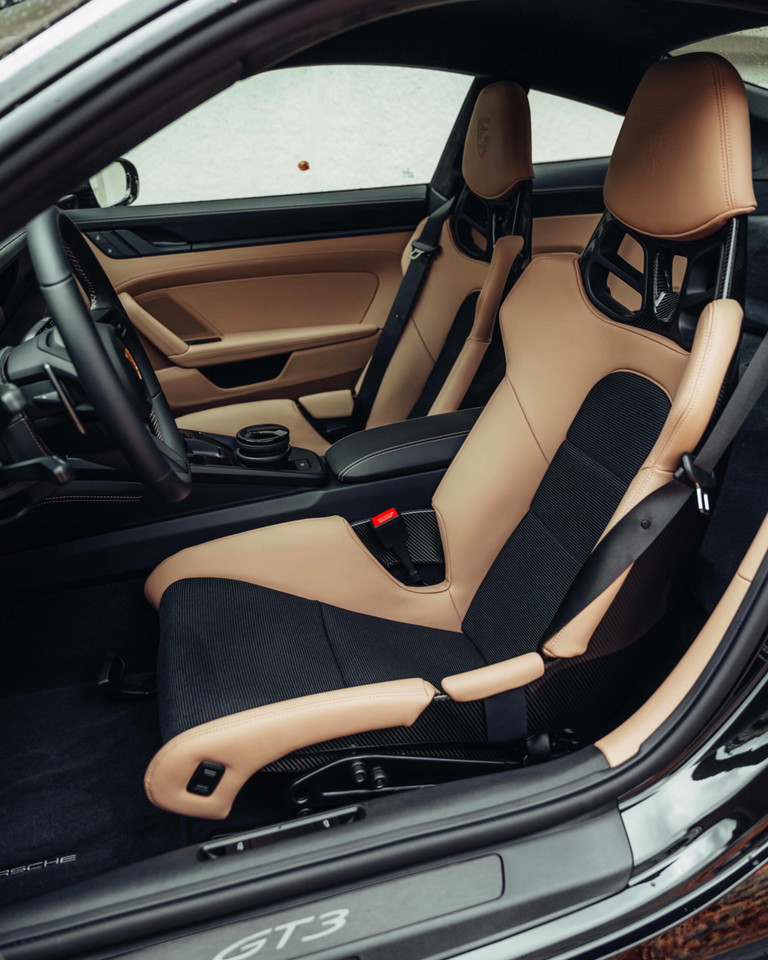 Porsche 992 GT3 Touring