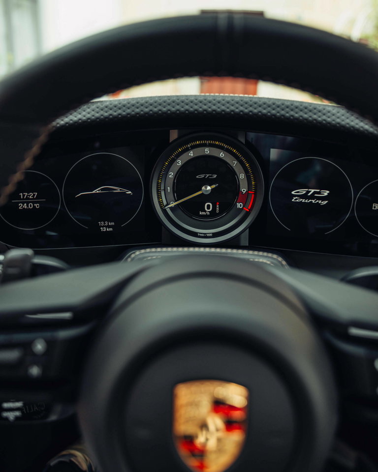 Porsche 992 GT3 Touring