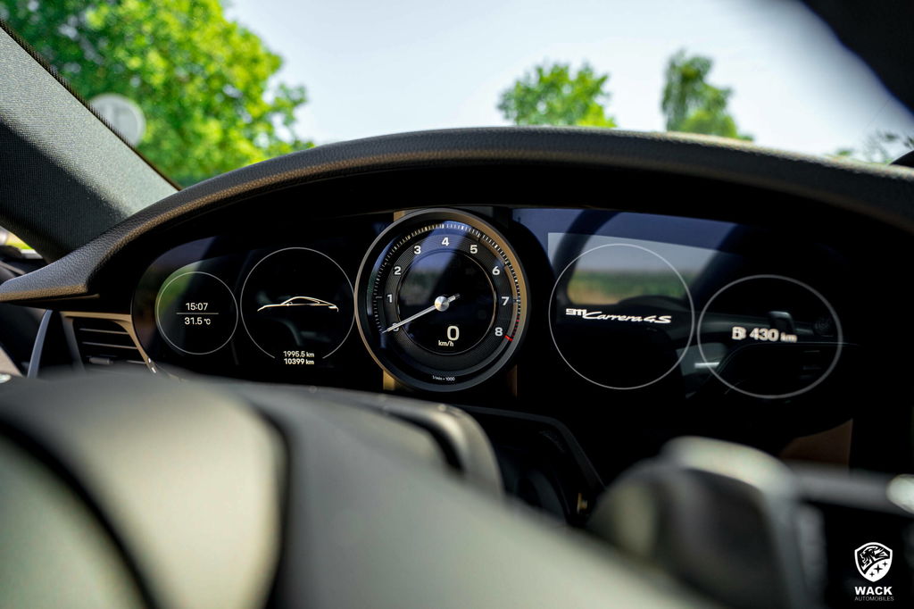 Porsche 992 Carrera 4S