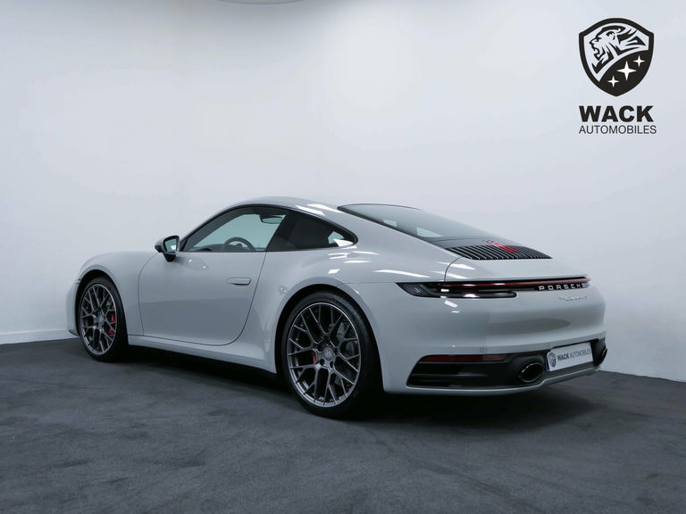 Porsche 992 Carrera 4S